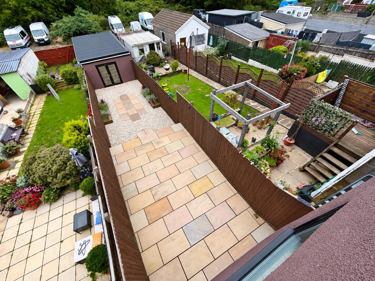 Goppa Road, Pontarddulais, Swansea, SA4 8JW